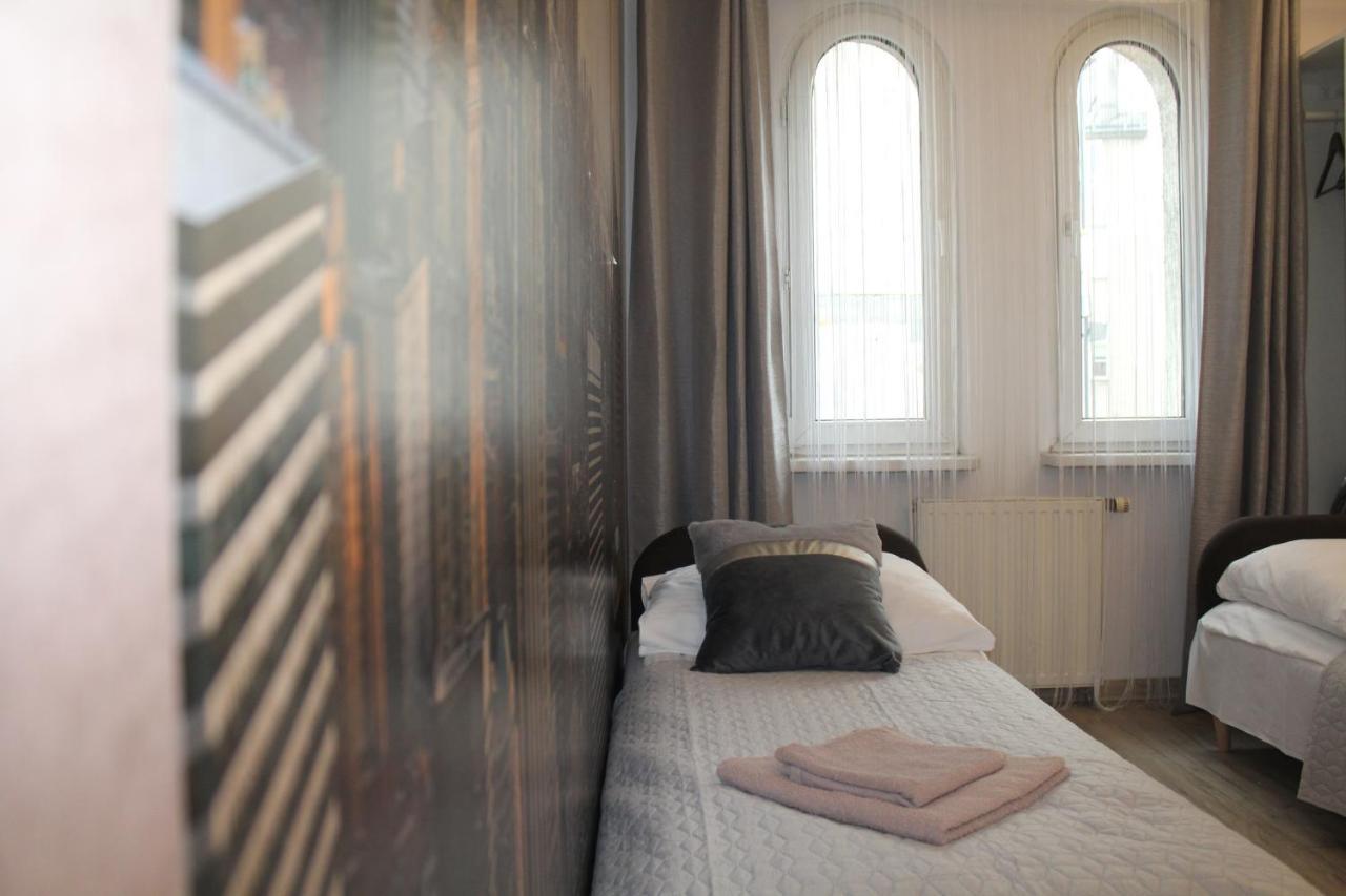 Apartamenty Przy Starym Rynku Poznan Luaran gambar