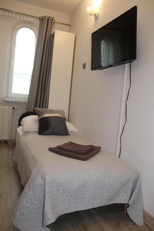 Apartamenty Przy Starym Rynku Poznan Luaran gambar